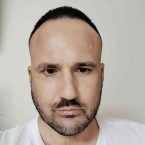 Meet your Posher, Blake